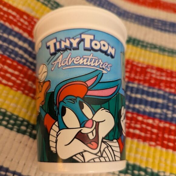 Vintage 90s plastic milk cups lot - Picture 8 of 13